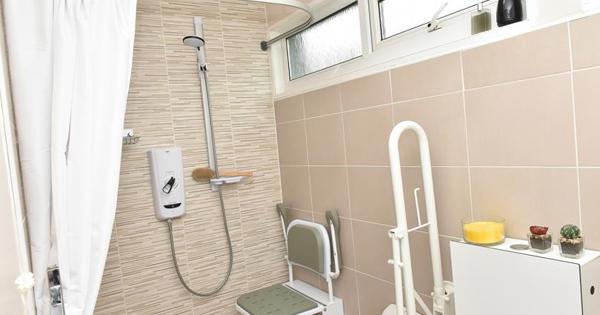 Inside view of an adapted bathroom for older people