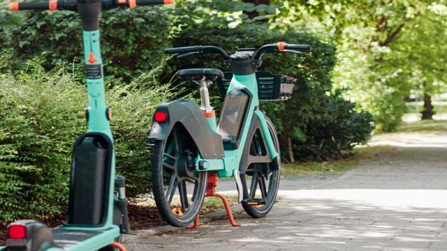 A line of electric scooter bikes 